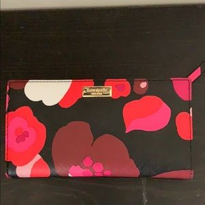 Kate spade floral wallet